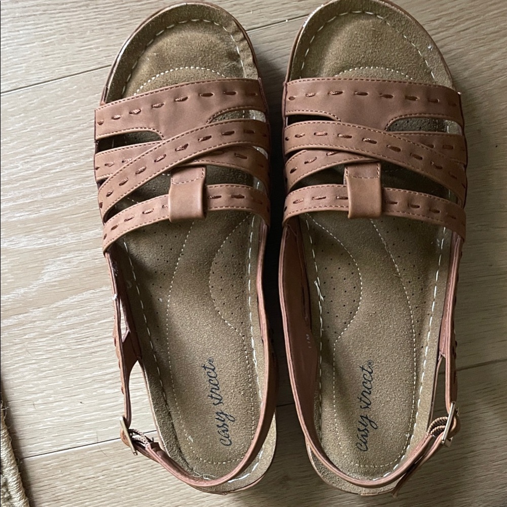 Easy Street Women's Brown Cutout Sandals